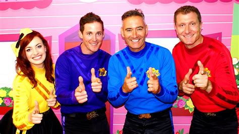 Yellow Wiggle Emma And Purple Wiggle Lachlan Confirm They Have Been