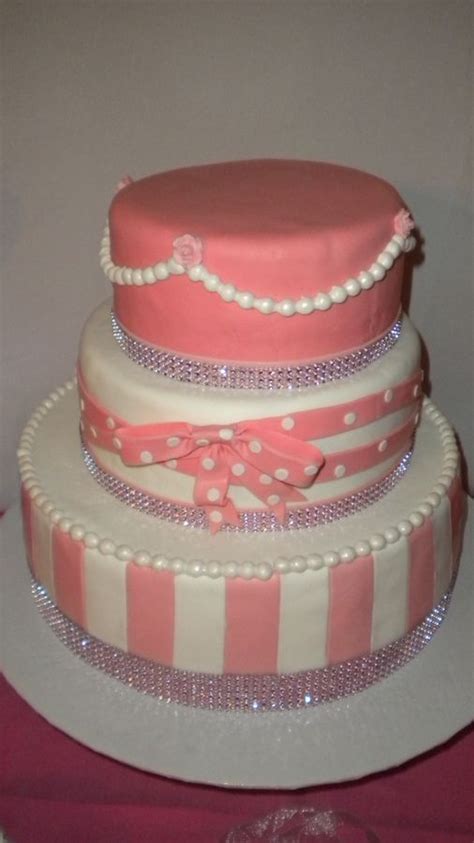 Maybe you would like to learn more about one of these? GIFT BOX CAKE — La Quinceanera | Special cake, Gift box ...