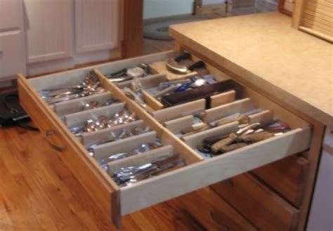 Check out our blog to have a clear idea of what needs to be done! How To Organize Kitchen Cabinets And Drawers: 6 Ways To ...