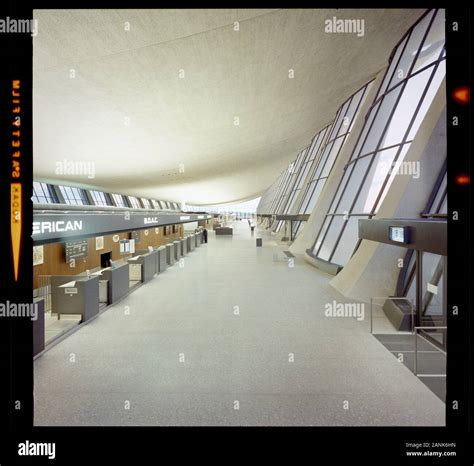 Dulles Airport 1960 Hi Res Stock Photography And Images Alamy