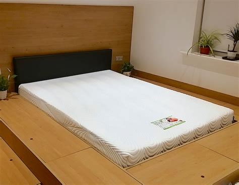 For example, for a more affordable option, you can use two inches of memory foam on top of your base; Contract Mattresses for Hotels, Guest Houses, Commercial ...