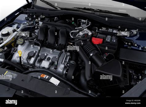 2007 Ford Fusion Sel V6 In Blue Engine Stock Photo Alamy