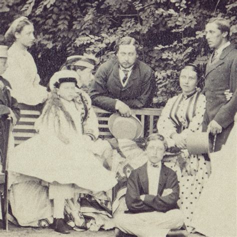 Queen Victoria And Her Nine Children Watch The Series In The Us