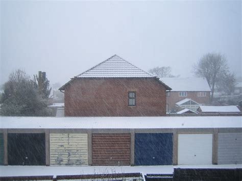 It's snowing outside! | lizzlebob | Flickr