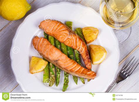 Broiled Salmon And Asparagus Stock Photo Image 52716789