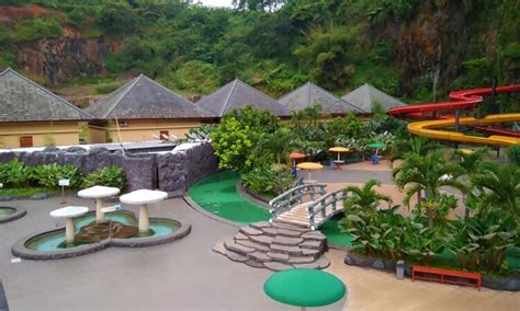 Pesona Nirwana Waterpark Wisata Air Berkonsep Resort Di Bandung