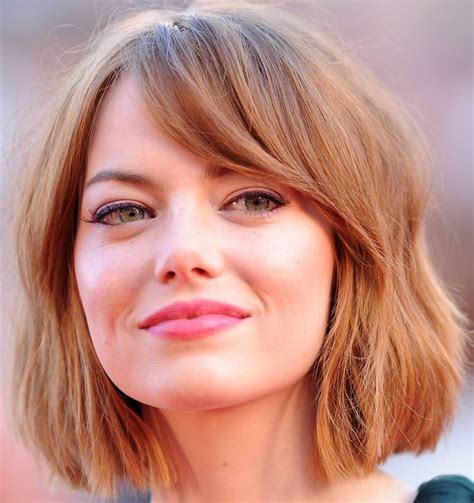 Best Short Haircuts For Women With Round Faces In