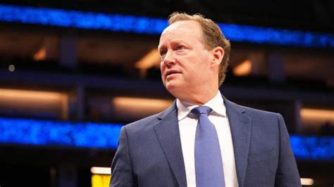 Coach bud is aided by an underrated milwaukee bucks coaching staff, featuring darvin ham, as well as newcomers like josh oppenheimer and mike dunlap. Mike Budenholzer to coach Team Giannis in 2019 NBA All-Star Game
