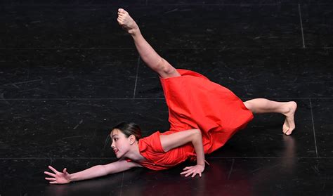 Performance And Competitive Contemporary Dance In Calgary
