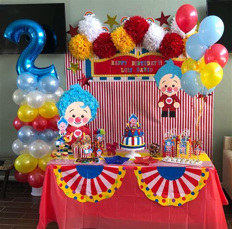 Pin By Ivana On 1 Año Ian Circus Birthday Party Circus Birthday Diy