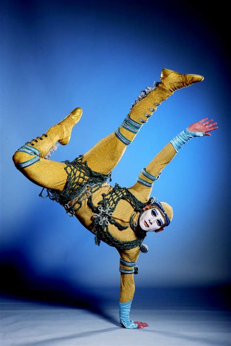 146 best cirque du soleil images on pinterest artistic make up make up looks and circus makeup