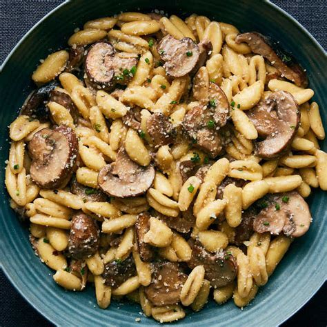 Cavatelli et sa sauce crèmeuse truffe et champignons