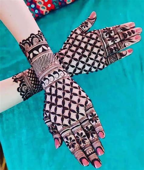 Easy Arabic Mehndi Designs For Your Gorgeous Hands