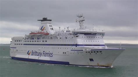 Brittany Ferries Bretagne Arriving At Portsmouth Youtube