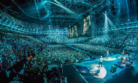 U2 Review A Near Triumph Of Hope Over Experience Music The Guardian