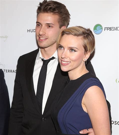 Scarlett And Hunter Johansson Wow Celebrity Siblings Scarlett