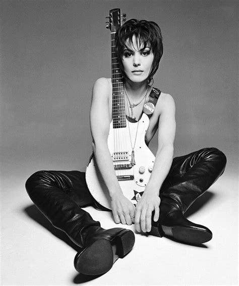 Joan Jett By George Holz 1994 Joan Jett Female Guitarist Guitar Girl