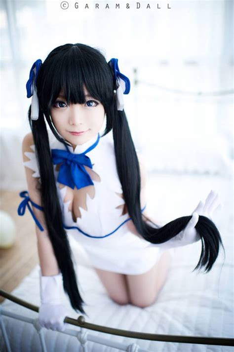 My Hestia Cosplay Collection Story Viewer
