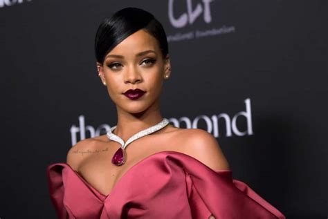 Rihanna Career Earnings And Net Worth
