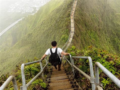 Haiku Stairs Hawaii The Stairway To Heaven ~ Amazing World Reality