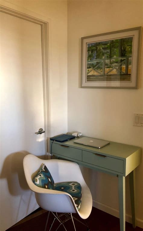 Incredible Small Office Space Ideas With Low Cost Home Decorating Ideas