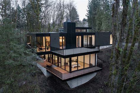 Oregon This Black And Glass Home Is The Perfect Contemporary Forest