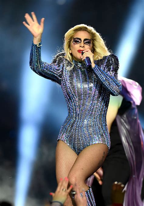 Lady Gaga Super Bowl Li Halftime Show In Houston Texas 25 2017