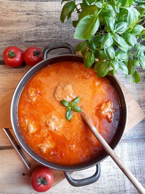 Kotlety Mielone W Sosie Pomidorowym S Odkie Okruszki Blog Kulinarny I