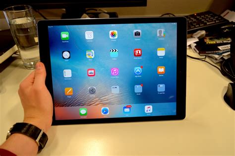 Apple Ipad Pro Review Big Screen Thrills Come At A High Price