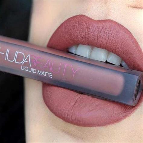 Huda Beauty Liquid Matte Lipstick Icon Buy Online At Best Prices In