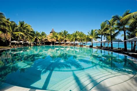 Paradis Beachcomber Le Morne Hotels In Mauritius Mercury Holidays