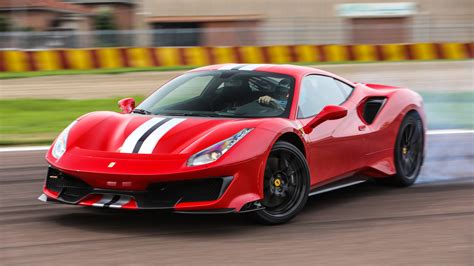 Ferrari 488 Pista Interni Cavalli E Prezzo Della Supercar Motori