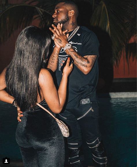 Davido S Girlfriend Chioma Shows Off Her Curvy Backside In A New Photo
