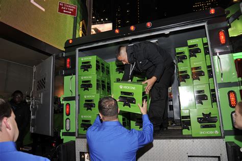 Week in Review: Xbox One arrives; Bitcoin mania; Seattle ...