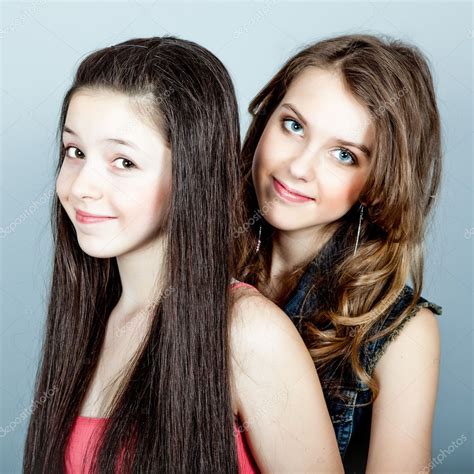 Two Happy Young Girlfriends — Stock Photo © Porechenskaya 9771290