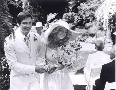 Lee Majors And Farrah Fawcetts Wedding Took Place At The Hotel Bel Air