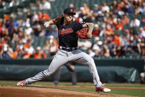 Clevinger Throws 2 Hitter As Tribe Beat O S 4 0 Cleveland Indians