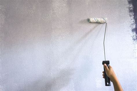 A bonding primer preps slick surfaces for better adhesion when you paint them; How Valspar Bonding Primer-Sealer Helps With Painting