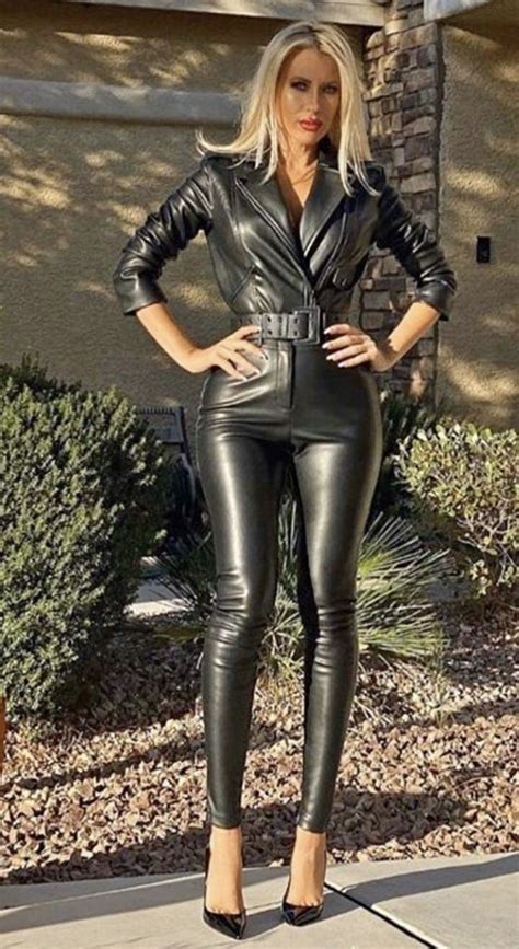 Pin By Andilarub On Best Leathersuits And Dresses Leather Pants Women Sexy Leather Outfits