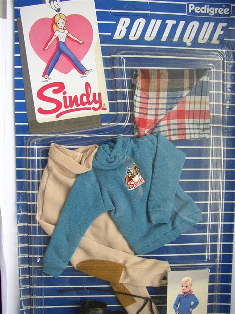 Vintage Pedigree Sindy Doll Original Nrfp Boutique Clothes New