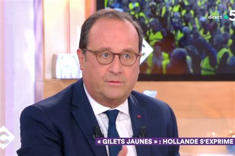 François Hollande Veut Parler Et Alerter