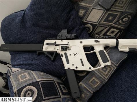 ARMSLIST - For Sale/Trade: White Kriss Vector 9mm