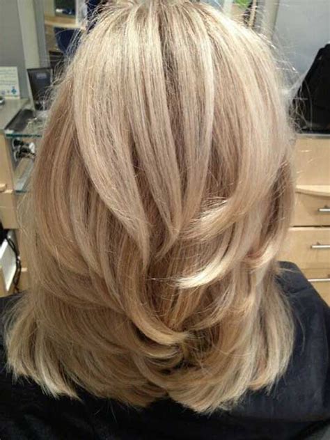 Shoulder Length Haircuts With Side Bangs And Layers - Styling Shoulder Length Hair