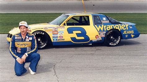 Dale Earnhardts Iconic Paint Scheme Back In Nascar Yep For One Race