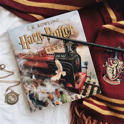 All 7 harry potter books will have illustrated editions. Lee Reads Books: Harry Potter and the Sorcerer's Stone ...