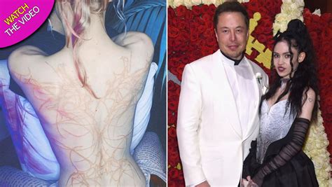 Elon Musk S Girlfriend Grimes Shows Off Alien Scars Tattoos Covering