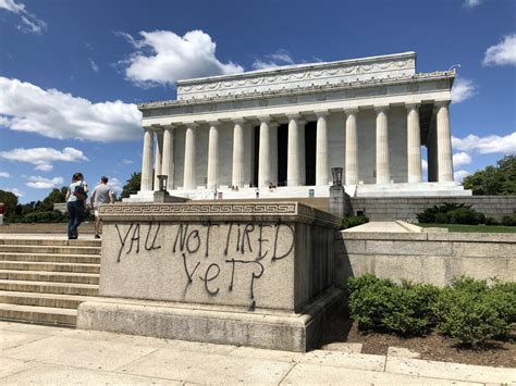 Heres What Washington Dc Looks Like After A Night Of Protests