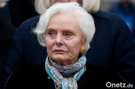 Find the perfect kubitschek ruth maria stock photos and editorial news pictures from getty images. Das Spatzl wird 85 | Onetz