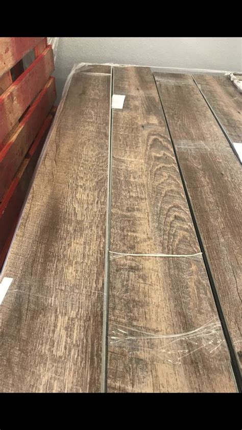 Schau dir unsere auswahl an jamestown oak an, um die tollsten einzigartigen oder spezialgefertigten, handgemachten stücke aus unseren shops zu finden. Golden Arowana Flooring Jamestown Oak | Taraba Home Review