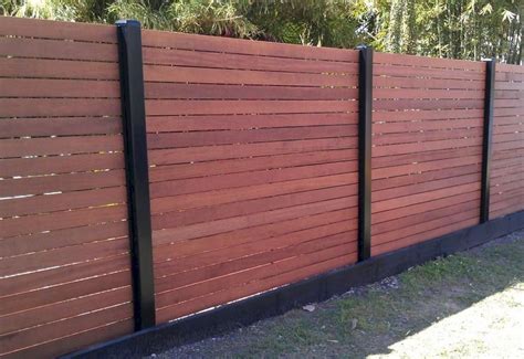 Awesome 105 Awesome Modern Front Yard Privacy Fences Ideas https://homeideas.co/6704/105-awesome ...